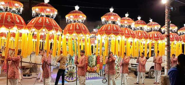 1st image description