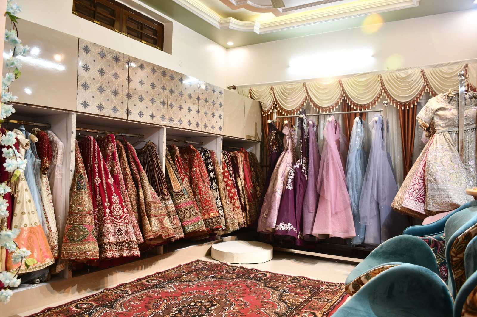 1st image description