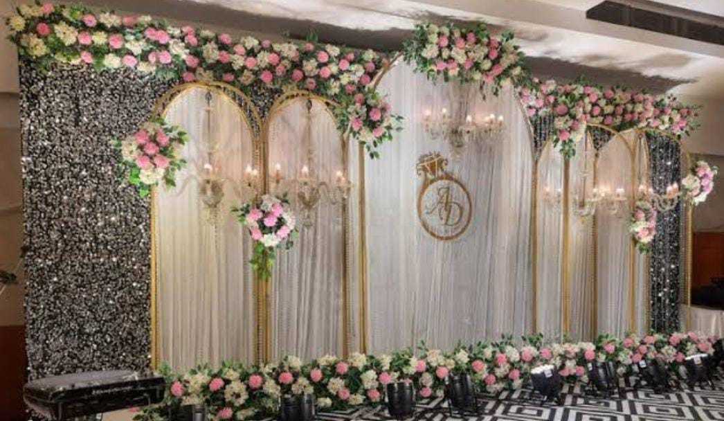 1st image description