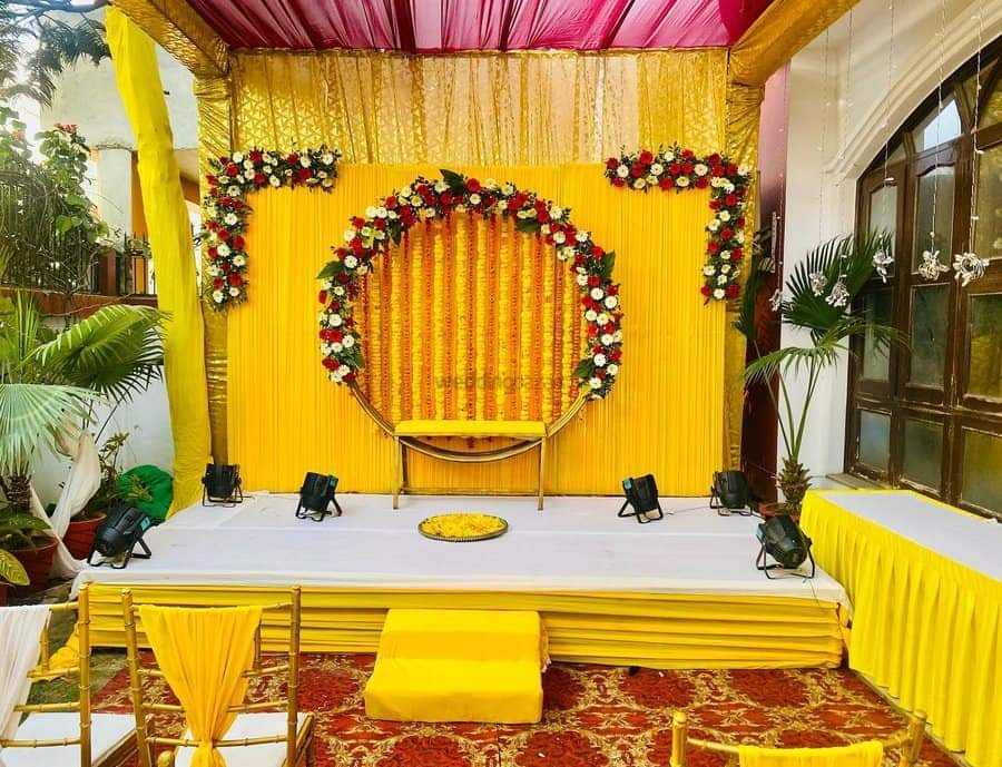 1st image description