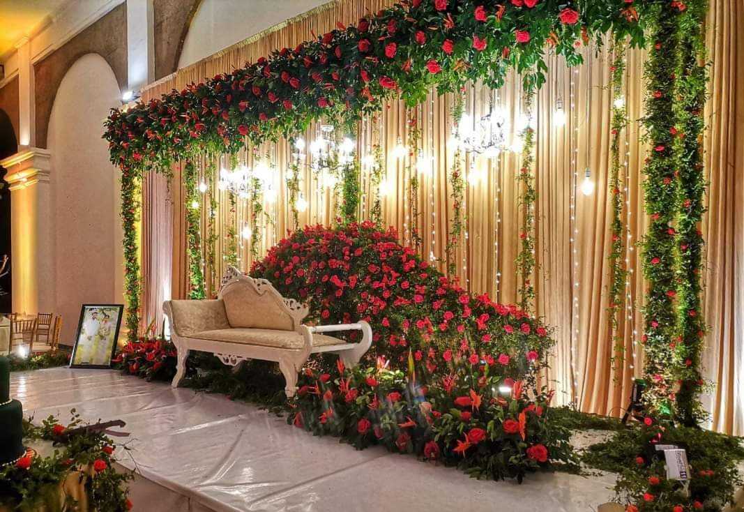 1st image description