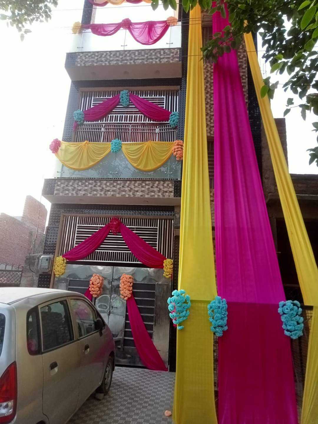 1st image description