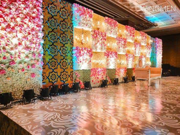 1st image description