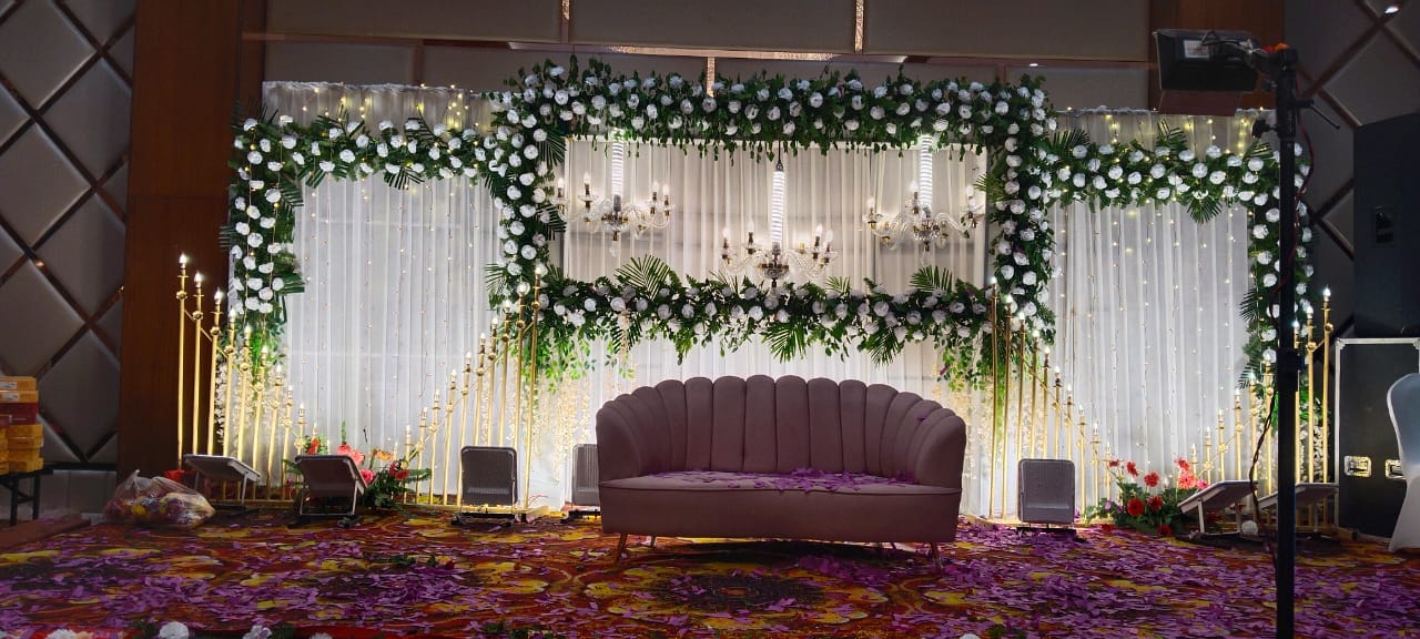 1st image description