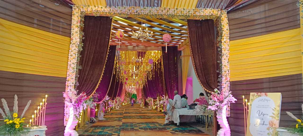 1st image description