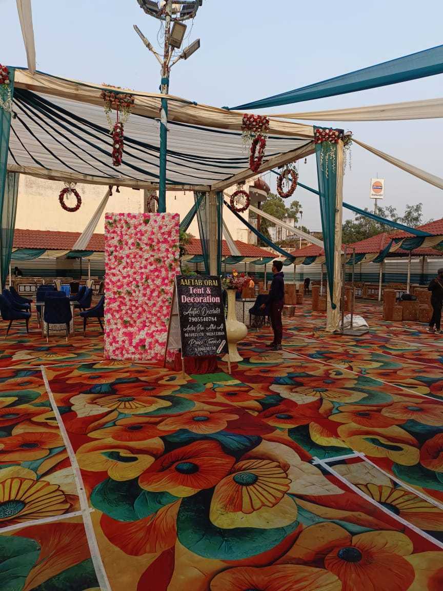 1st image description