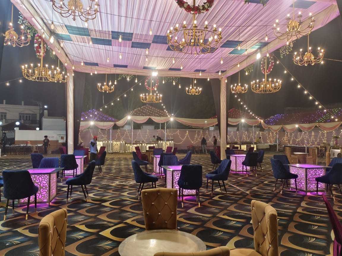 1st image description