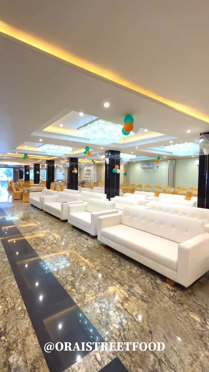 1st image description