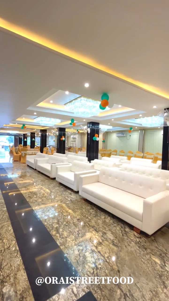 1st image description