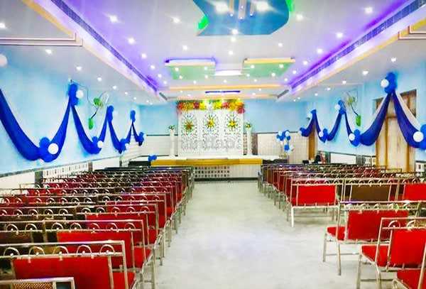 1st image description