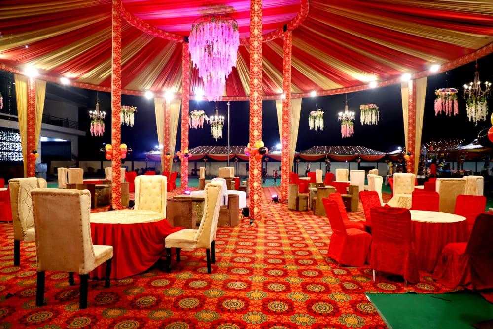 1st image description