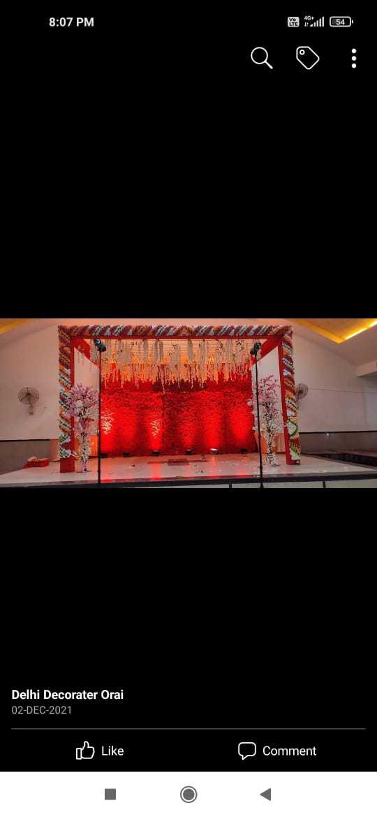 1st image description