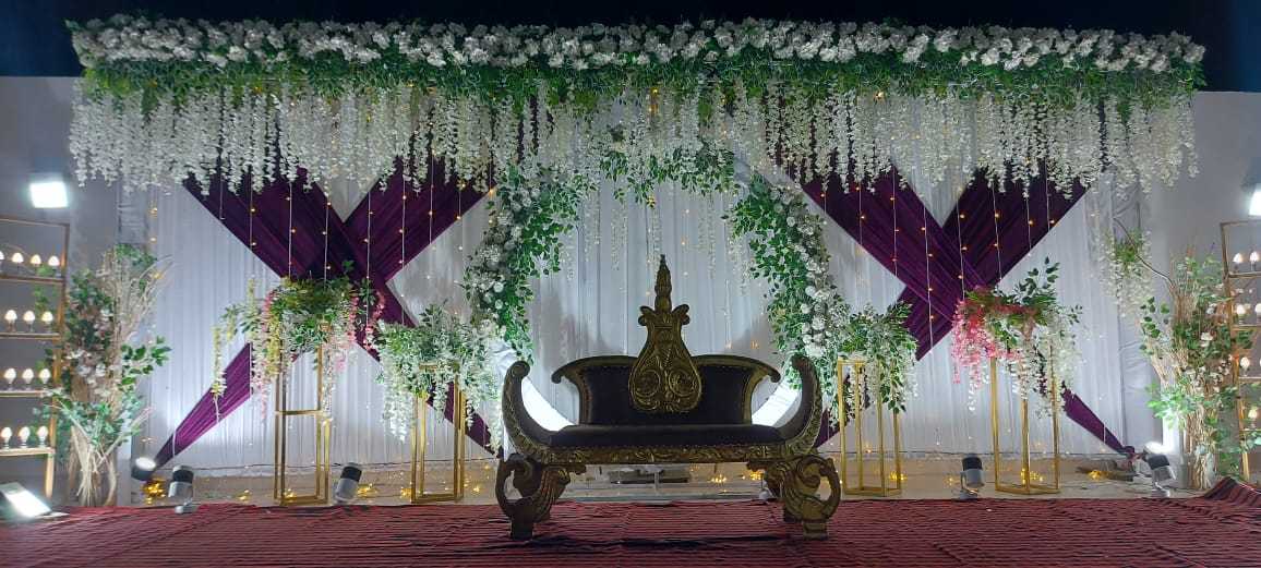 1st image description