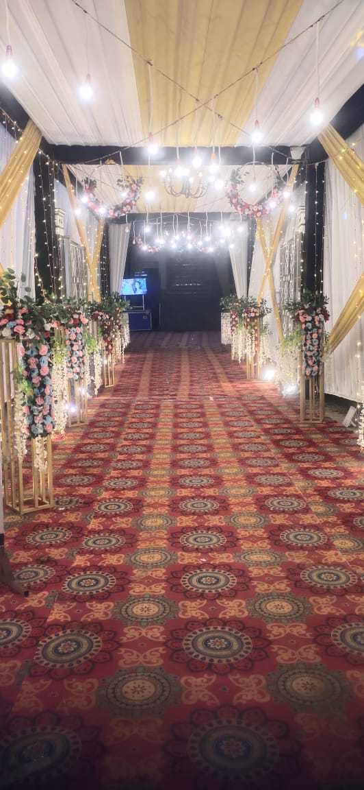 1st image description