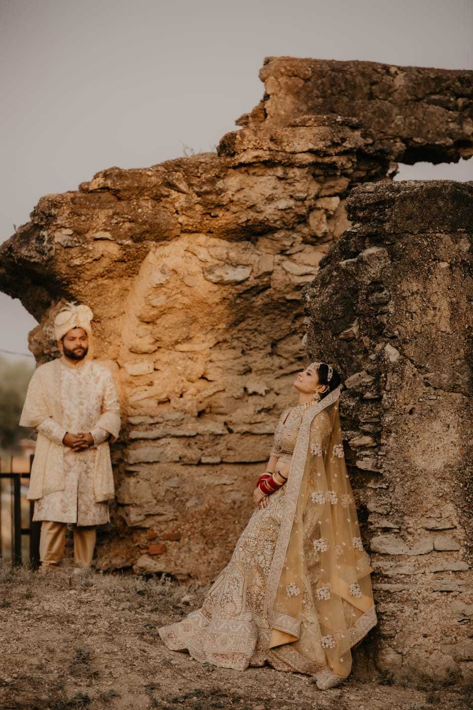 1st image description