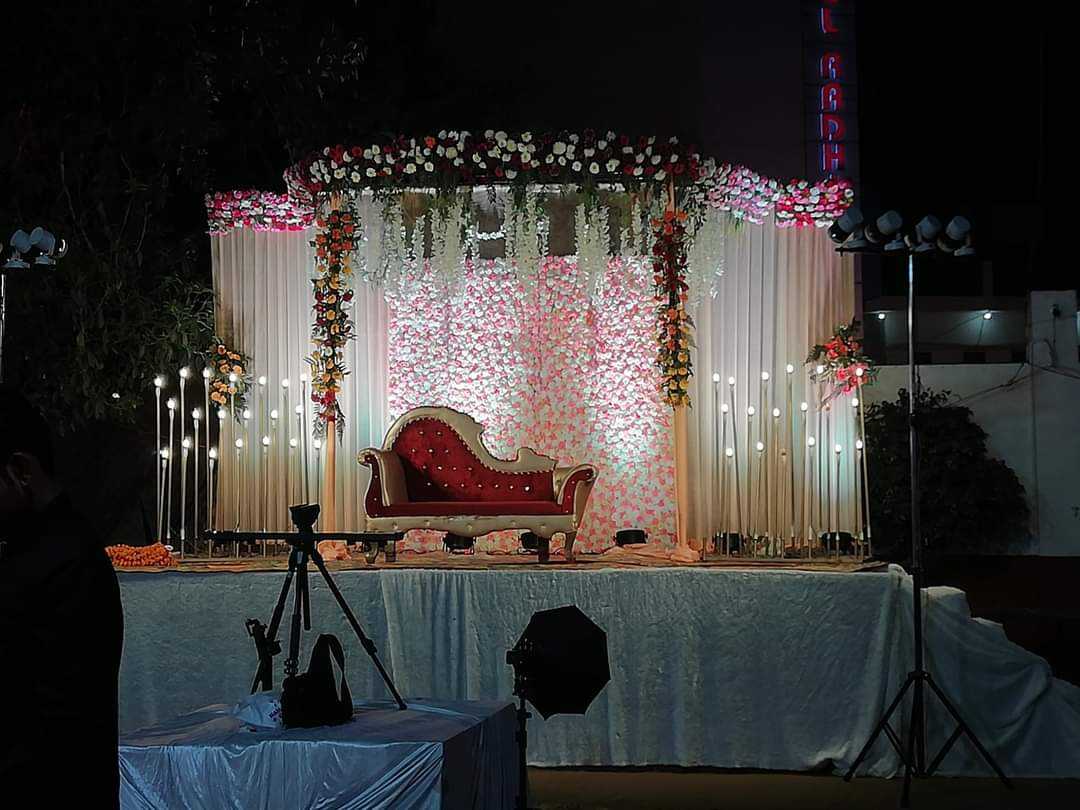 1st image description