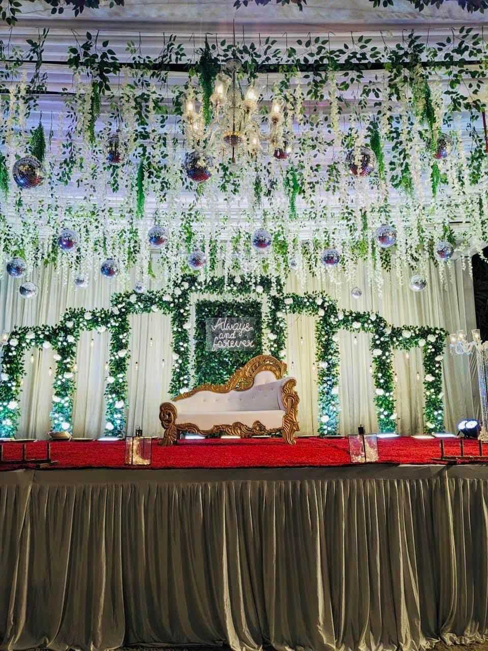 1st image description