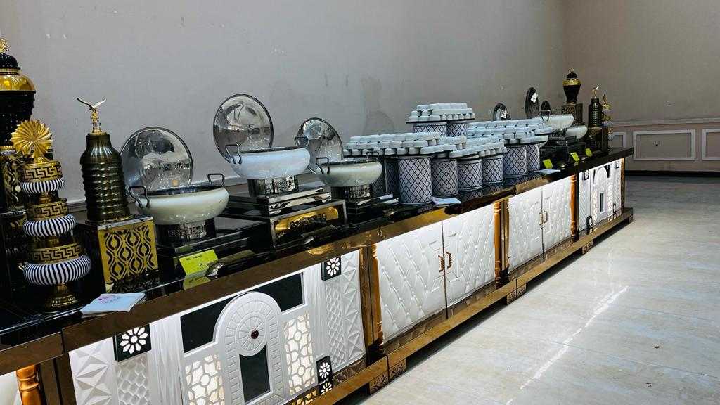 1st image description