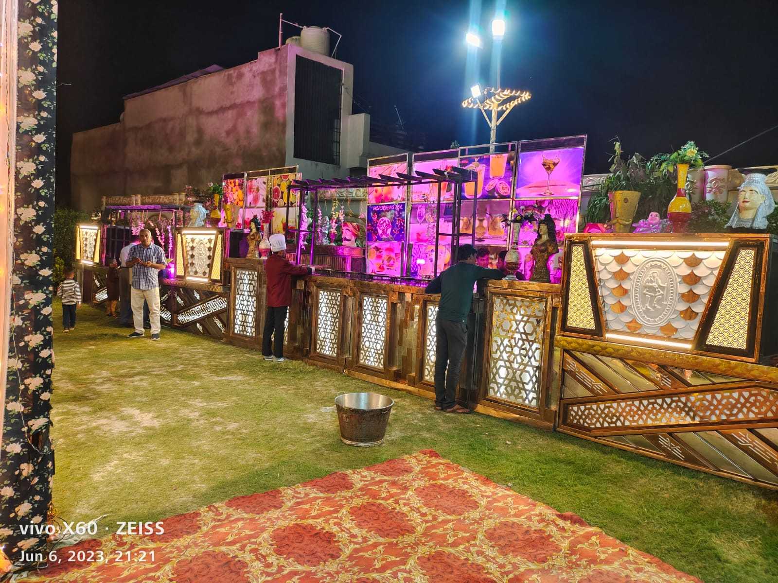 1st image description