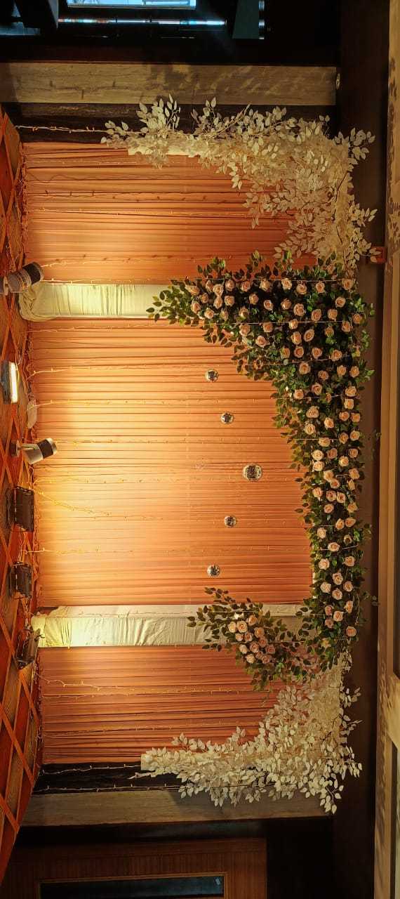 1st image description